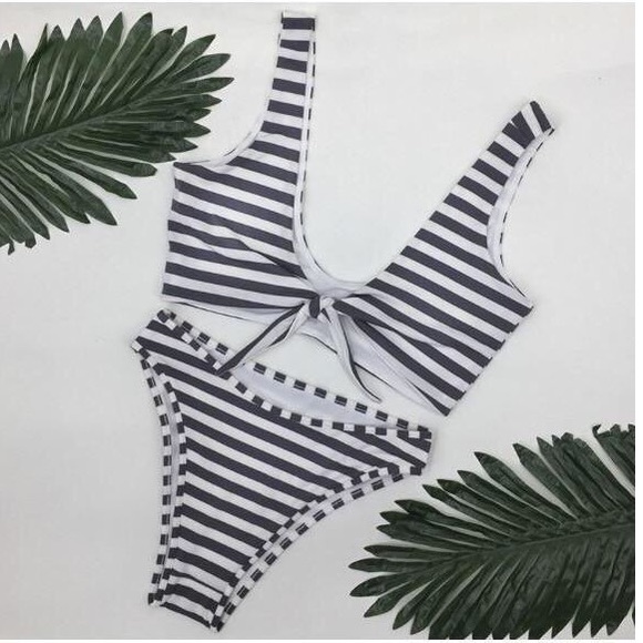 NEW! Striped Knotted Bikini - Picture 2 of 7